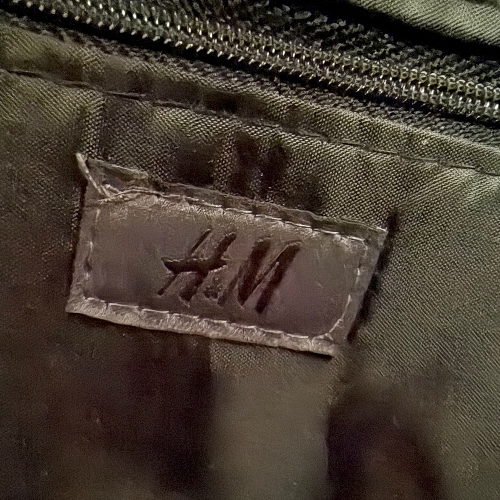 H&M Snakeskin Print Faux Leather Metallic Envelope Clutch Bag Gray Silver - Picture 3 of 7